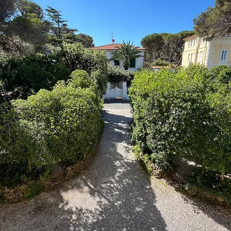 Albergo Pensione Bartoli Castiglioncello Exterior foto