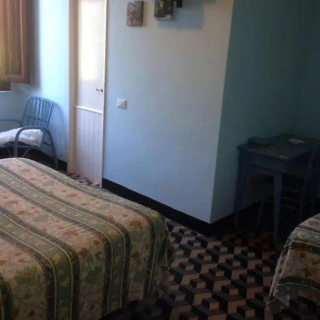 Albergo Pensione Bartoli Castiglioncello Exterior foto